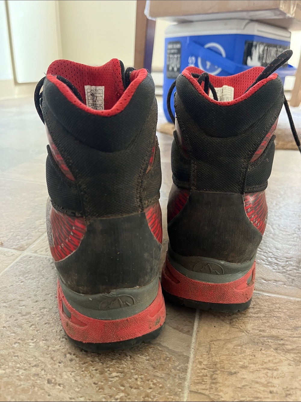 La Sportiva Trango TRK GTX Red Hiking Boots EU 41.5 - Picture 2 of 5